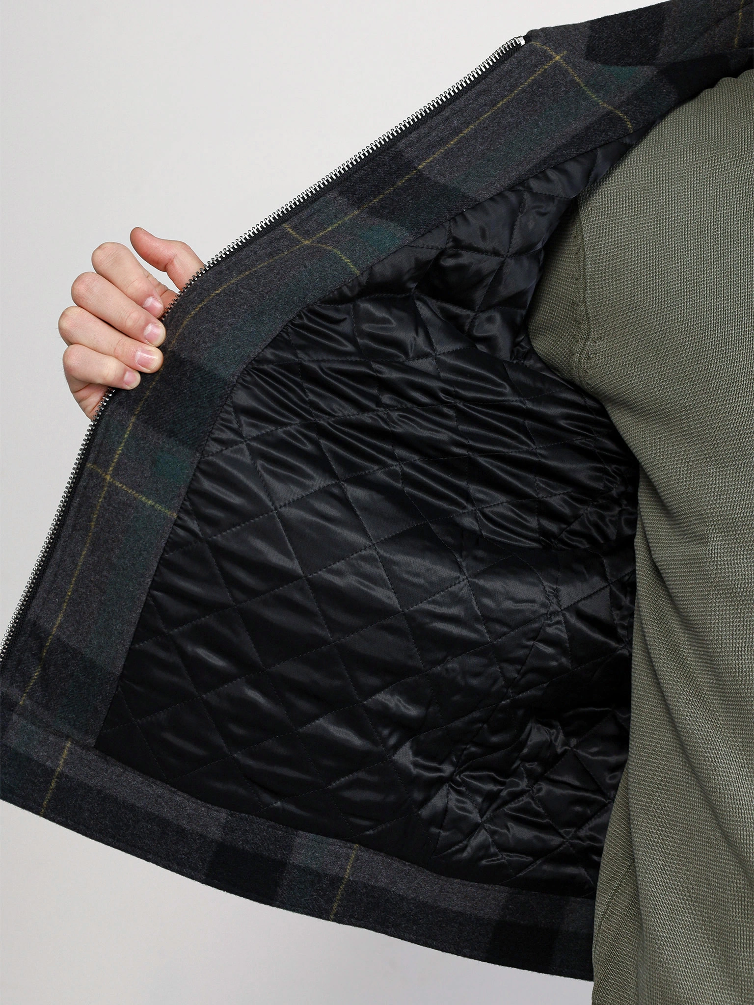 Куртка драповая темно-серого цвета в клетку